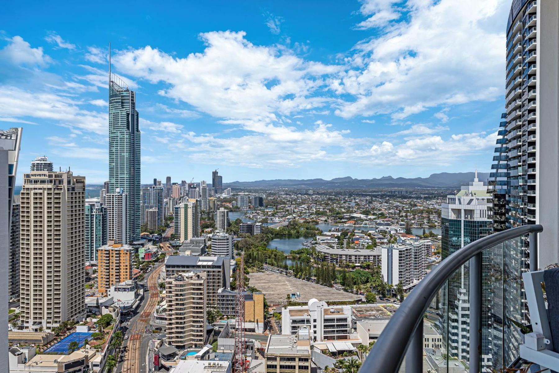 Panoramic Retreat By Paradise Gold Coast